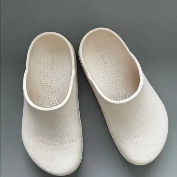 CROCS Dylan Slide Clogs - Picture 7 of 7